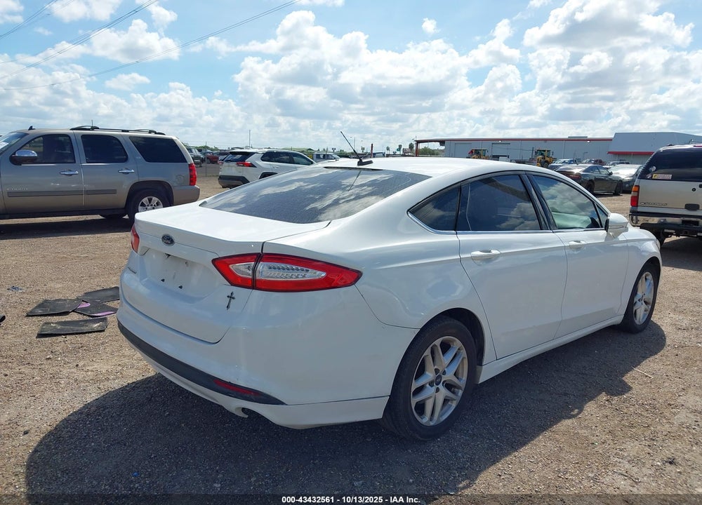 2016 FORD FUSION VIN: 3FA6P0H74GR306996