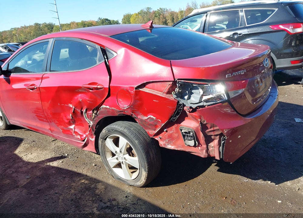 2013 HYUNDAI ELANTRA VIN: KMHDH4AEXDU494406
