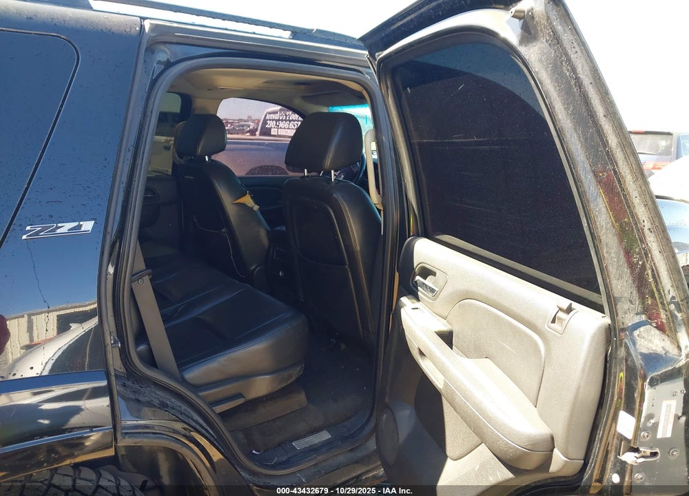 2008 CHEVROLET TAHOE LT VIN: 1GNFC13J98R117117