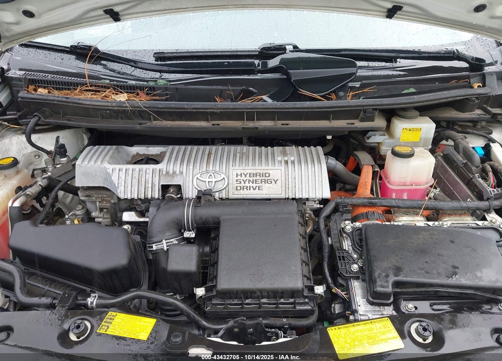 2014 TOYOTA PRIUS VIN: JTDKN3DU7E1736086