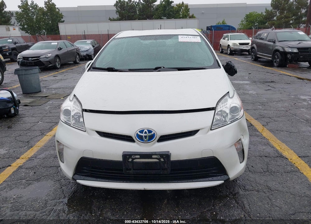 2014 TOYOTA PRIUS VIN: JTDKN3DU7E1736086