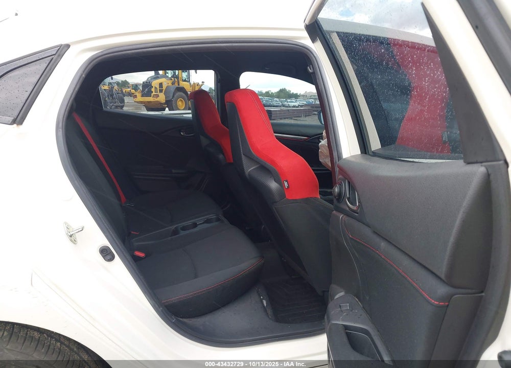 2019 HONDA CIVIC TYPE-R TOURING VIN: SHHFK8G74KU204096