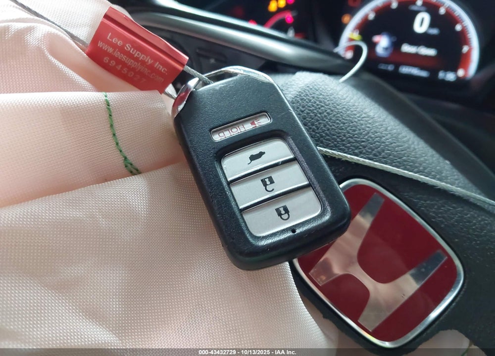 2019 HONDA CIVIC TYPE-R TOURING VIN: SHHFK8G74KU204096