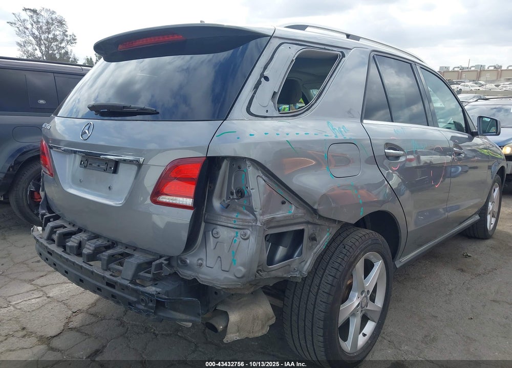 2016 MERCEDES-BENZ GLE 350 VIN: 4JGDA5JB1GA779369