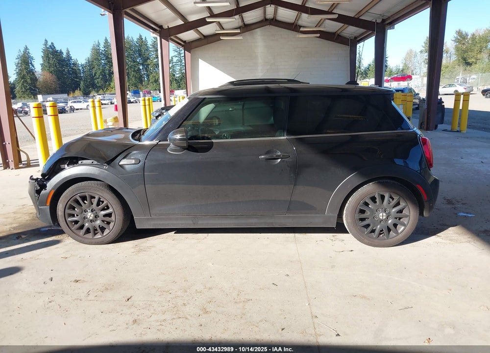 2019 MINI HARDTOP COOPER VIN: WMWXP5C50K2H95671