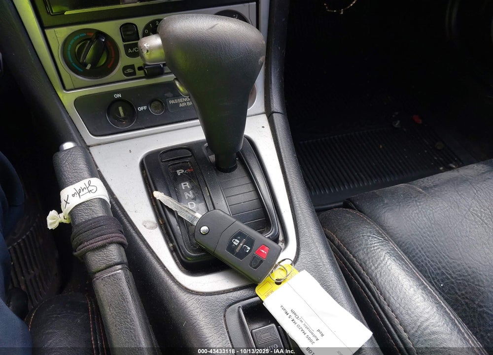 2005 MAZDA MX-5 MIATA CLOTH VIN: JM1NB353750411018