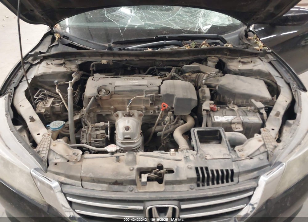 2013 HONDA ACCORD LX VIN: 1HGCR2F32DA255850