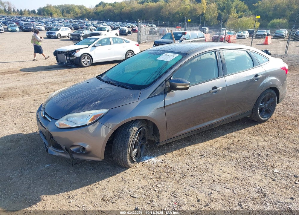 2014 FORD FOCUS SE VIN: 1FADP3F21EL427920