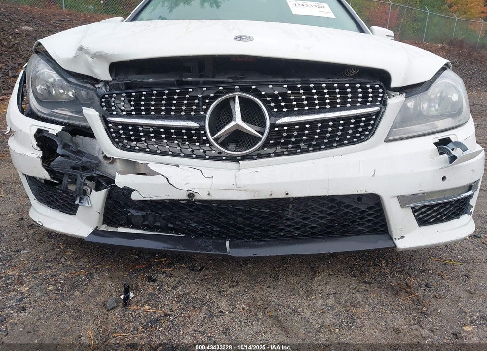 2010 MERCEDES-BENZ C 300 LUXURY 4MATIC/SPORT 4MATIC VIN: WDDGF8BB9AF444735