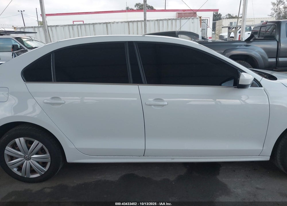 2017 VOLKSWAGEN JETTA 1.4T S VIN: 3VW2B7AJ0HM339835