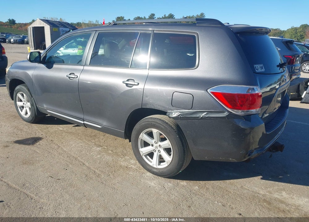 2010 TOYOTA HIGHLANDER VIN: 5TDJK3EH0AS015143