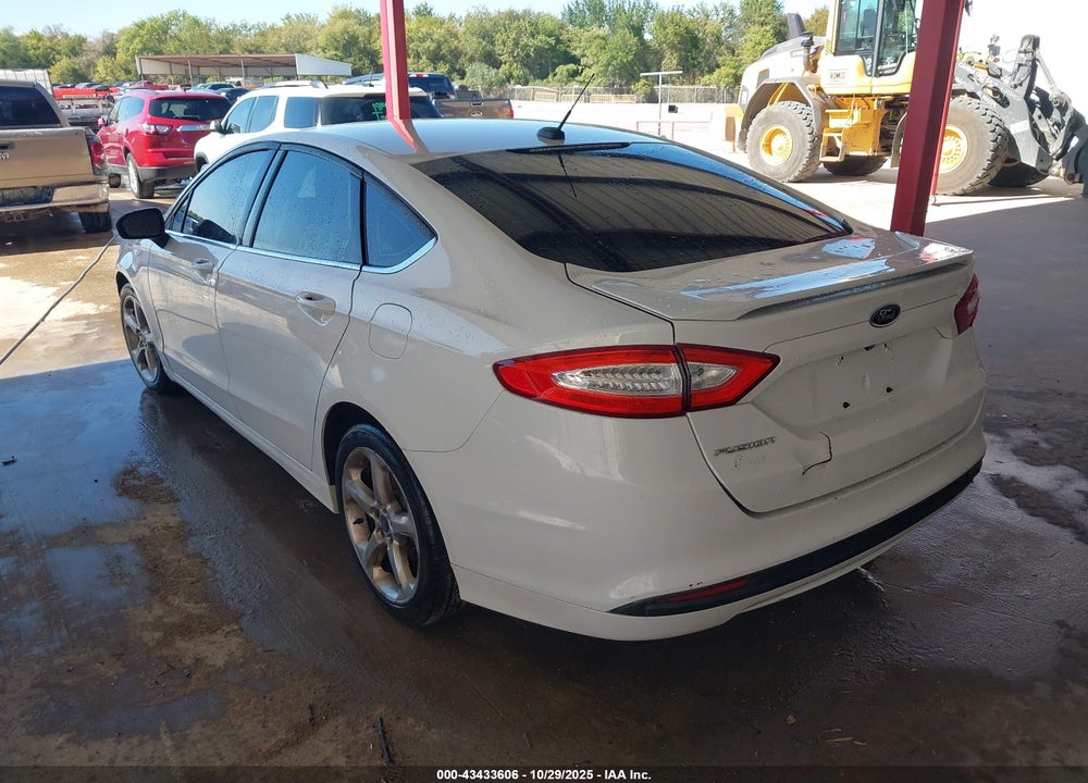 2016 FORD FUSION VIN: 3FA6P0G71GR143497