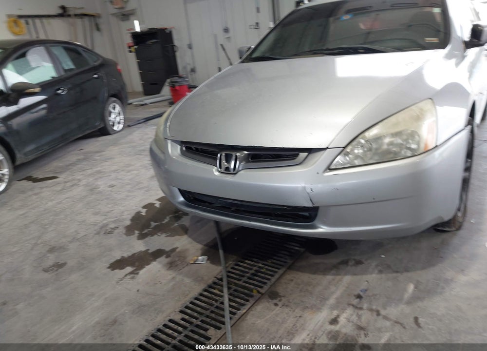 2004 HONDA ACCORD 2.4 LX VIN: 1HGCM55324A107909