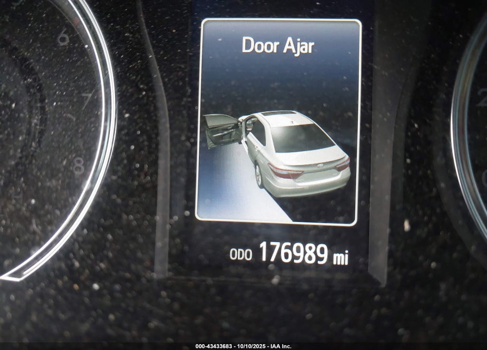 2016 TOYOTA CAMRY VIN: 4T1BF1FKXGU200095