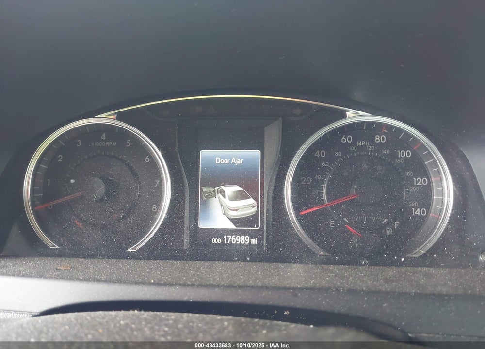 2016 TOYOTA CAMRY VIN: 4T1BF1FKXGU200095