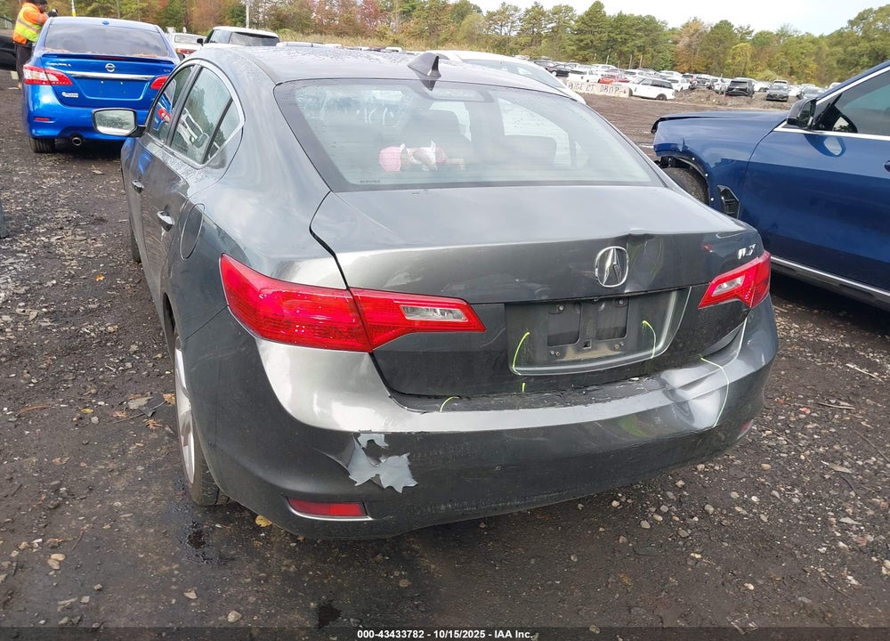 2014 ACURA ILX VIN: 19VDE1F30EE012697