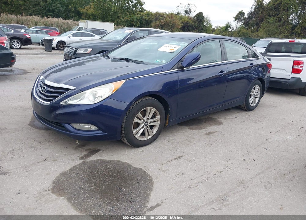 2013 HYUNDAI SONATA GLS VIN: 5NPEB4AC5DH728292