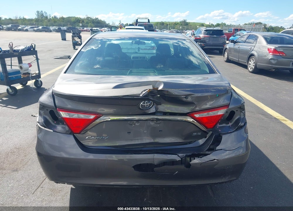 2016 TOYOTA CAMRY SE VIN: 4T1BF1FK3GU568960
