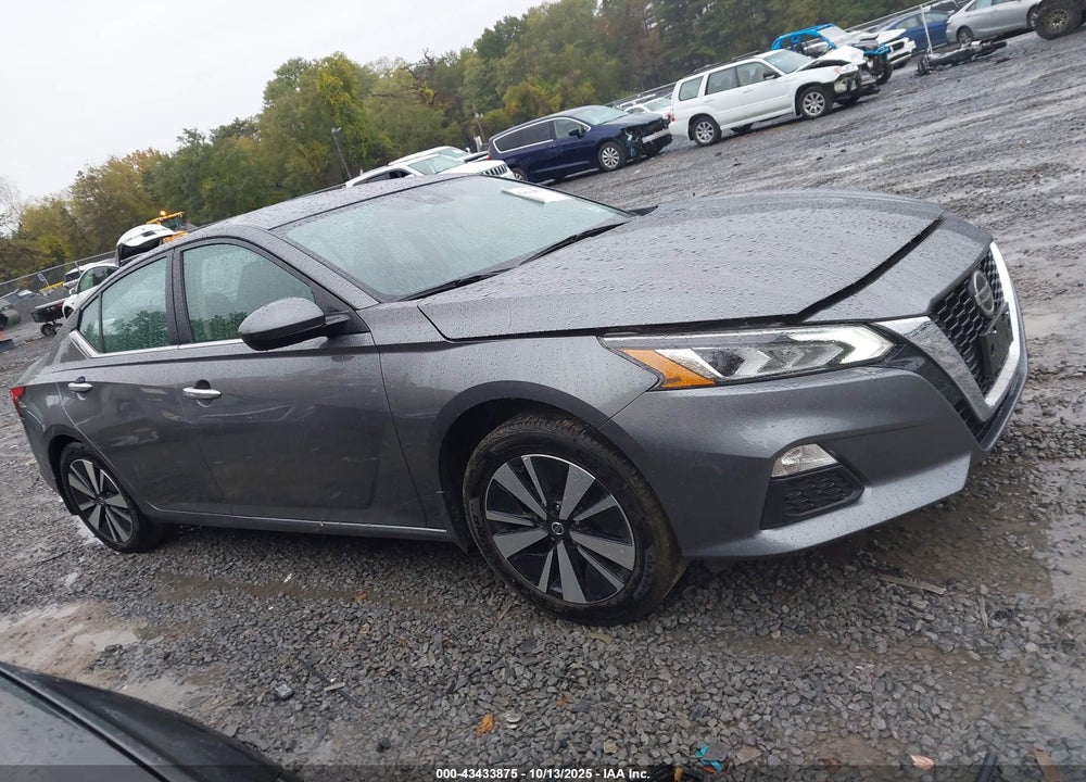 2022 NISSAN ALTIMA SV INTELLIGENT AWD VIN: 1N4BL4DW7NN302584
