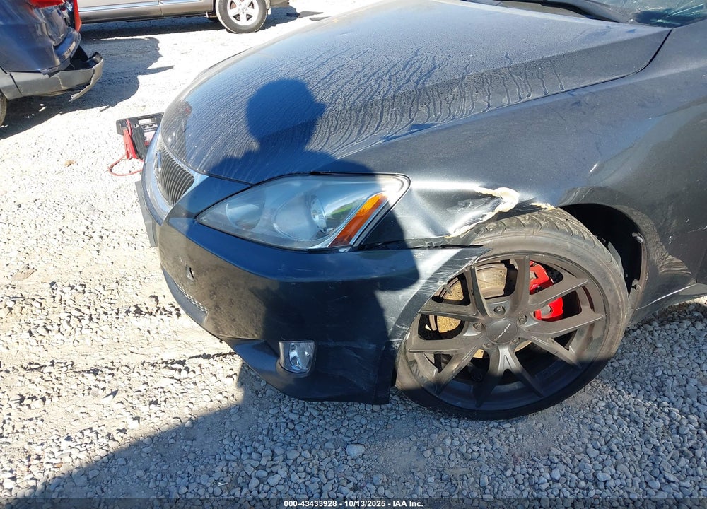 2007 LEXUS IS 250 VIN: JTHCK262X75013023