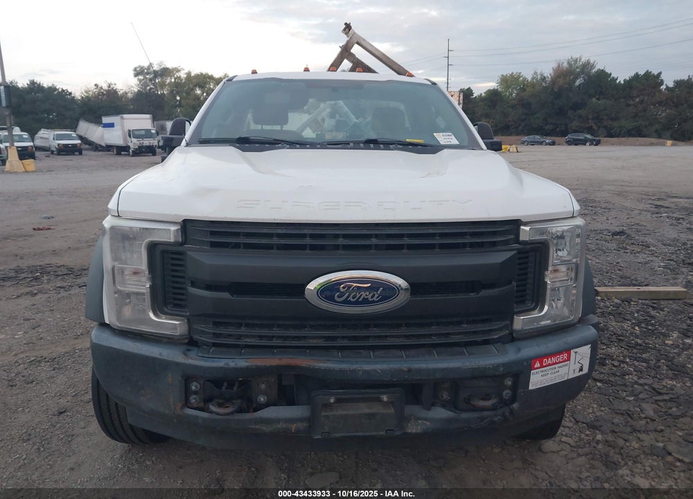 2017 FORD F-550 CHASSIS XL VIN: 1FDUF5GT1HDA10114