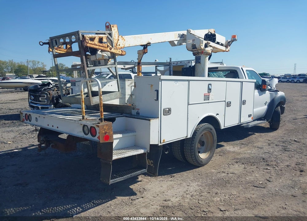 2016 FORD F-550 CHASSIS XL VIN: 1FDUF5GT8GEB97957