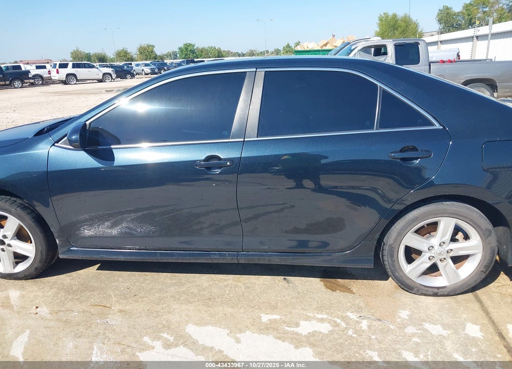 2014 TOYOTA CAMRY SE VIN: 4T1BF1FK9EU772773