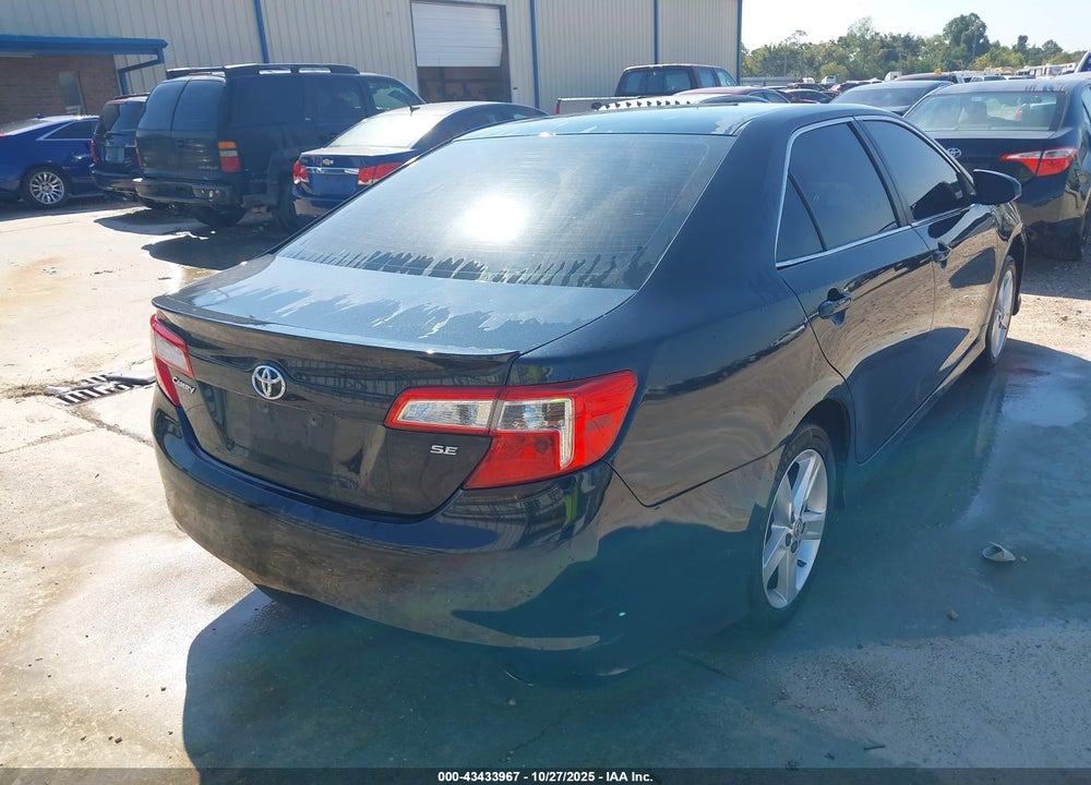 2014 TOYOTA CAMRY SE VIN: 4T1BF1FK9EU772773