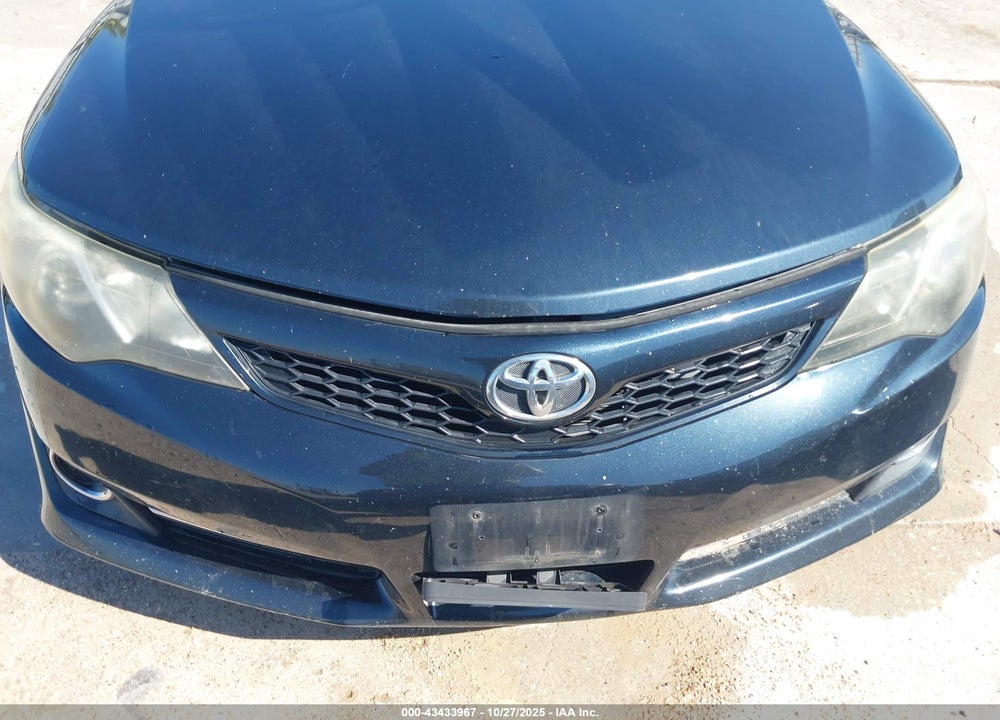 2014 TOYOTA CAMRY SE VIN: 4T1BF1FK9EU772773