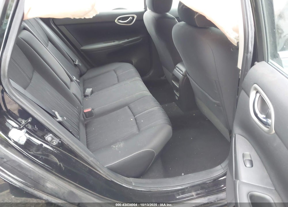 2018 NISSAN SENTRA SV VIN: 3N1AB7AP7JY225044