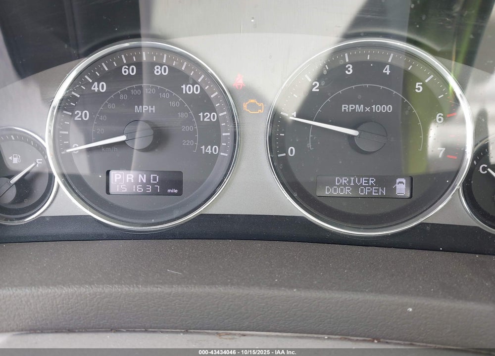 2010 JEEP GRAND CHEROKEE VIN: 1J4PR5GK8AC111575