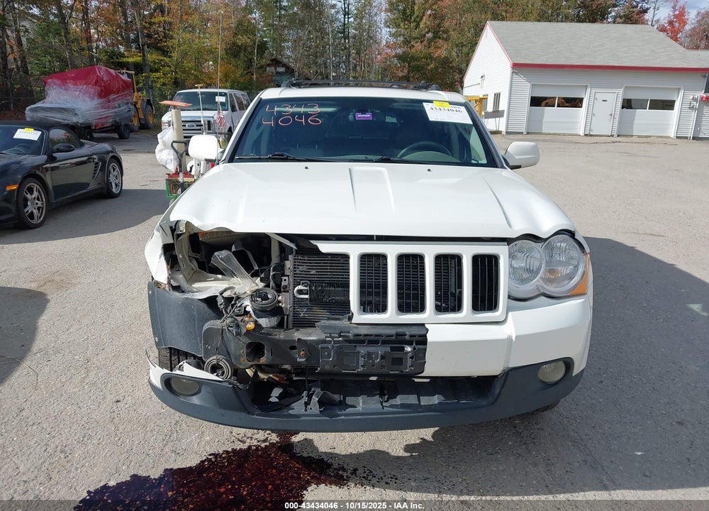 2010 JEEP GRAND CHEROKEE VIN: 1J4PR5GK8AC111575