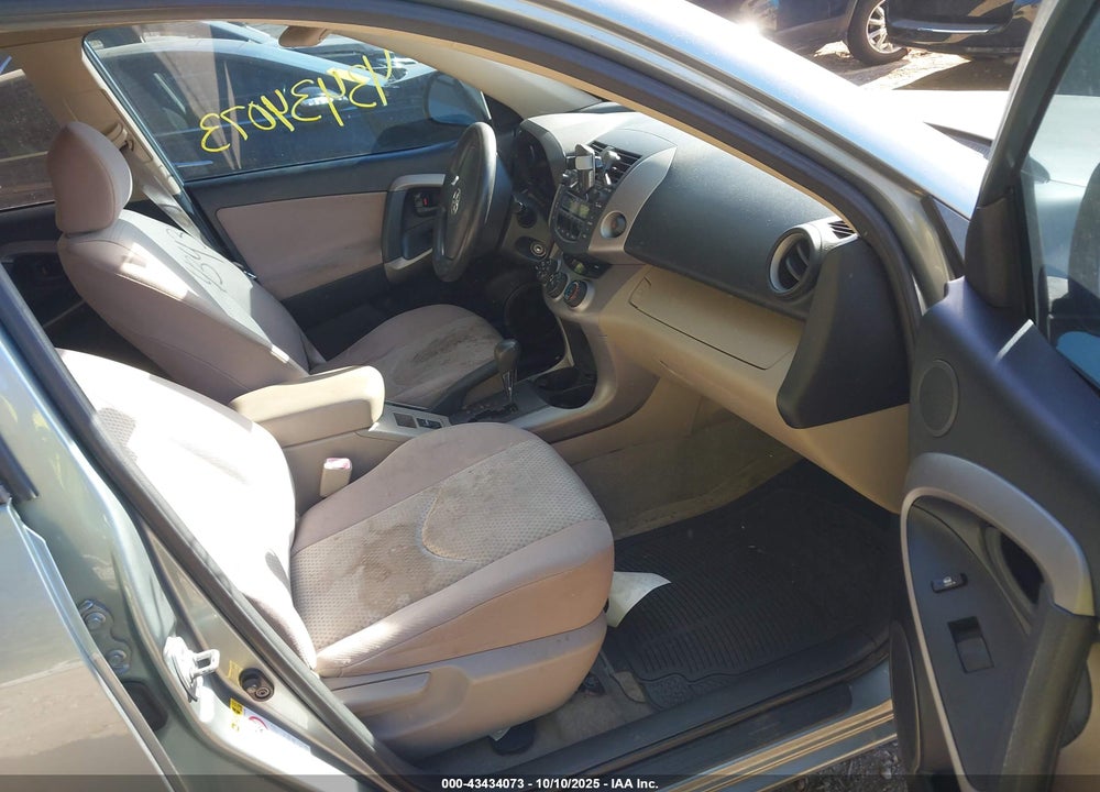 2007 TOYOTA RAV4 VIN: JTMBD33V075113823