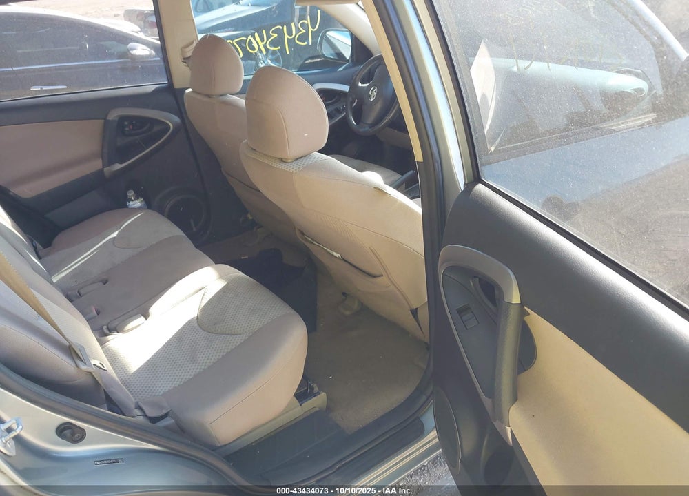 2007 TOYOTA RAV4 VIN: JTMBD33V075113823
