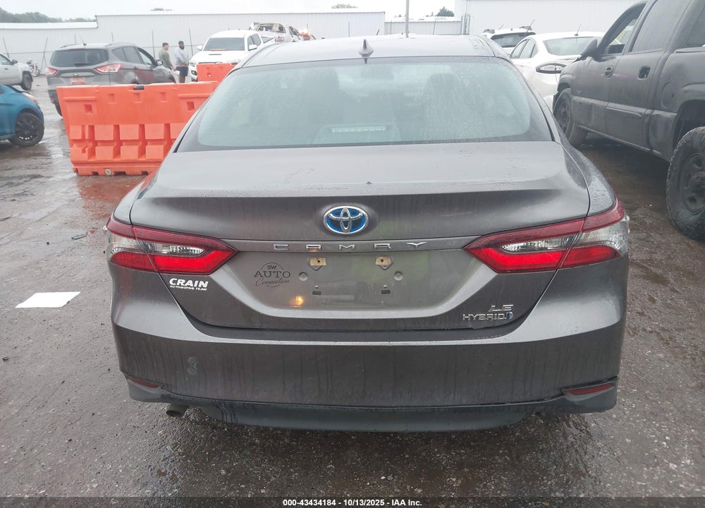 2021 TOYOTA CAMRY LE HYBRID VIN: 4T1C31AK0MU568964