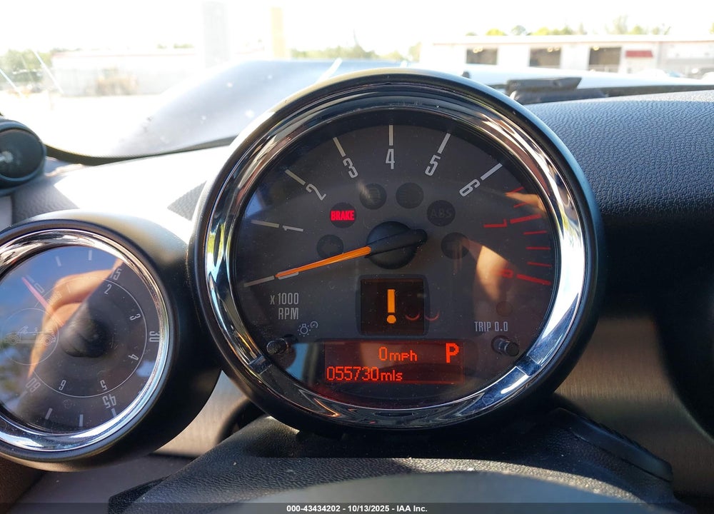 2015 MINI CONVERTIBLE VIN: WMWZP3C52F2A91281