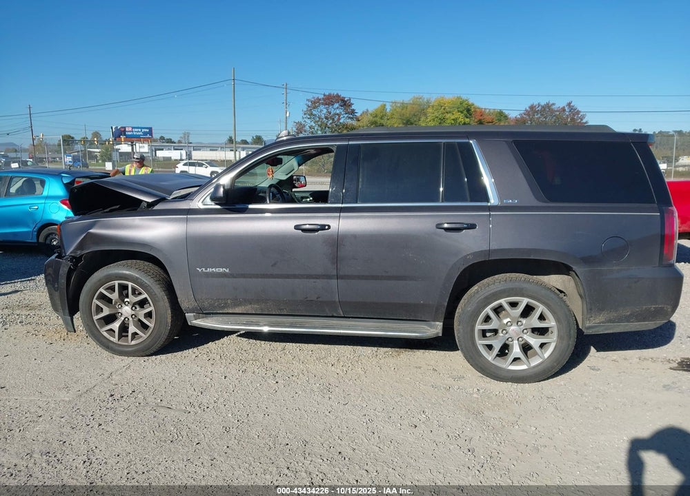2016 GMC YUKON SLT VIN: 1GKS2BKC0GR293849