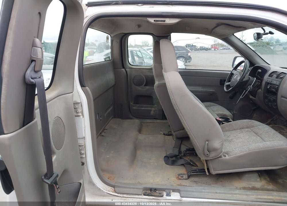 2004 CHEVROLET COLORADO VIN: 1GCDT196548204306