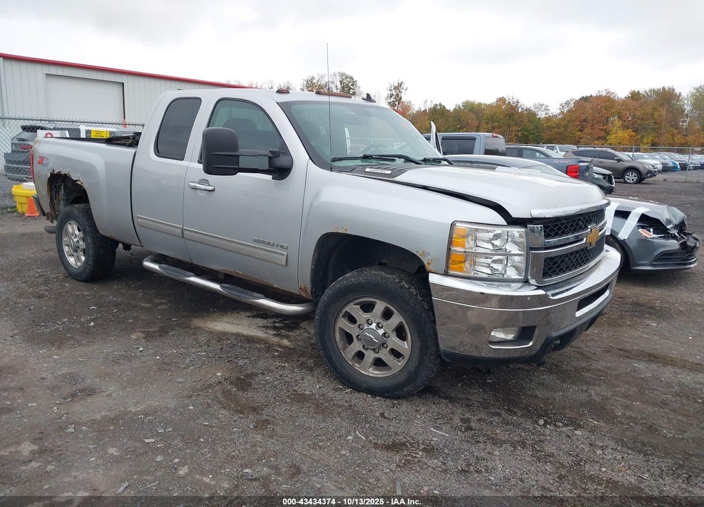 2013 CHEVROLET SILVERADO 2500HD LT VIN: 1GC2KXCG1DZ270392