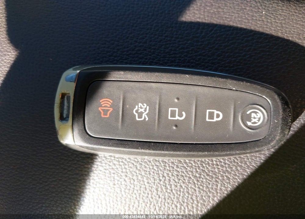 2019 FORD ESCAPE TITANIUM VIN: 1FMCU9J95KUC28201