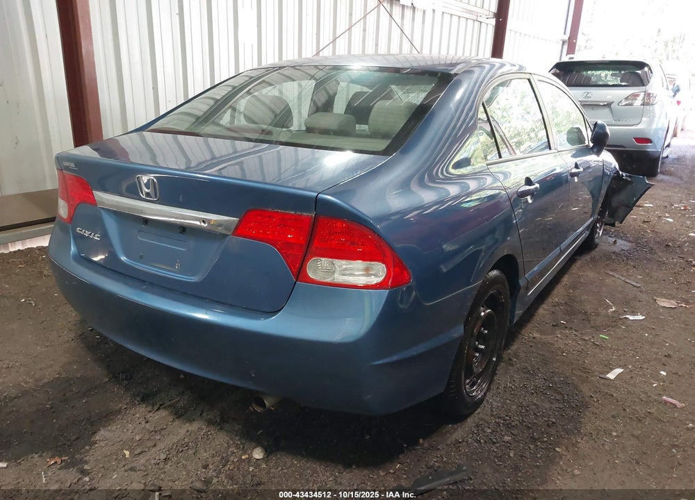 2011 HONDA CIVIC LX VIN: 19XFA1F5XBE047899