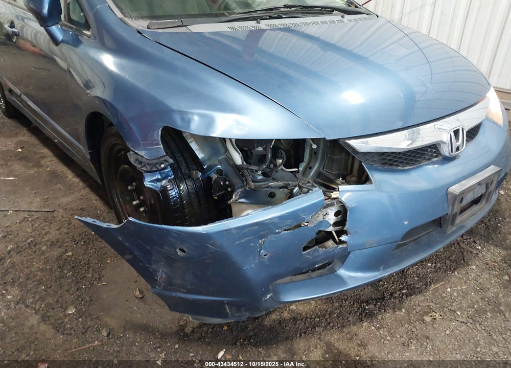 2011 HONDA CIVIC LX VIN: 19XFA1F5XBE047899