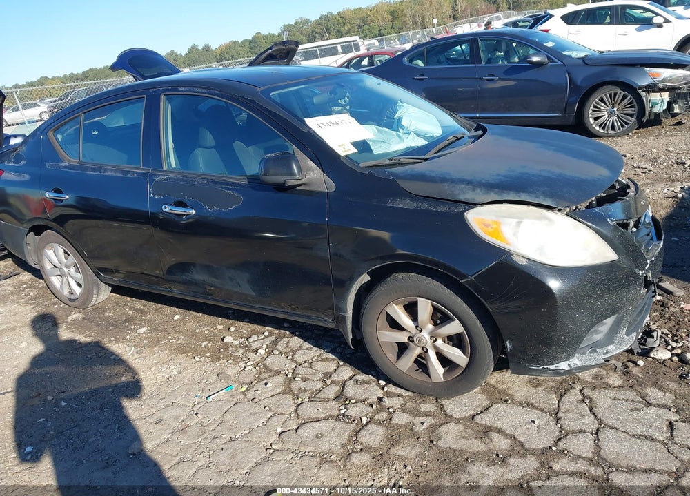 2014 NISSAN VERSA 1.6 SV VIN: 3N1CN7AP4EL852724
