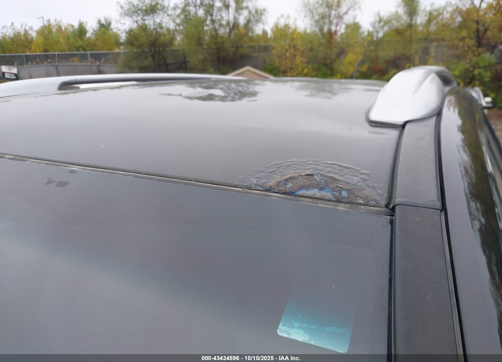 2011 KIA SORENTO VIN: 5XYKTCA19BG028854