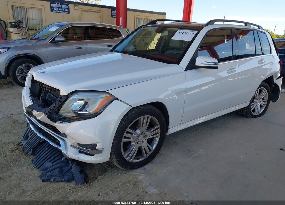 2015 MERCEDES-BENZ GLK-CLASS VIN: WDCGG0EB1FG423152