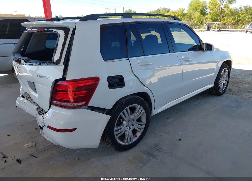 2015 MERCEDES-BENZ GLK-CLASS VIN: WDCGG0EB1FG423152