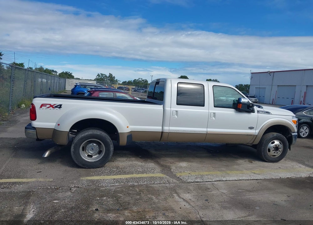2011 FORD F-350 LARIAT VIN: 1FT8W3AT9BEA46492