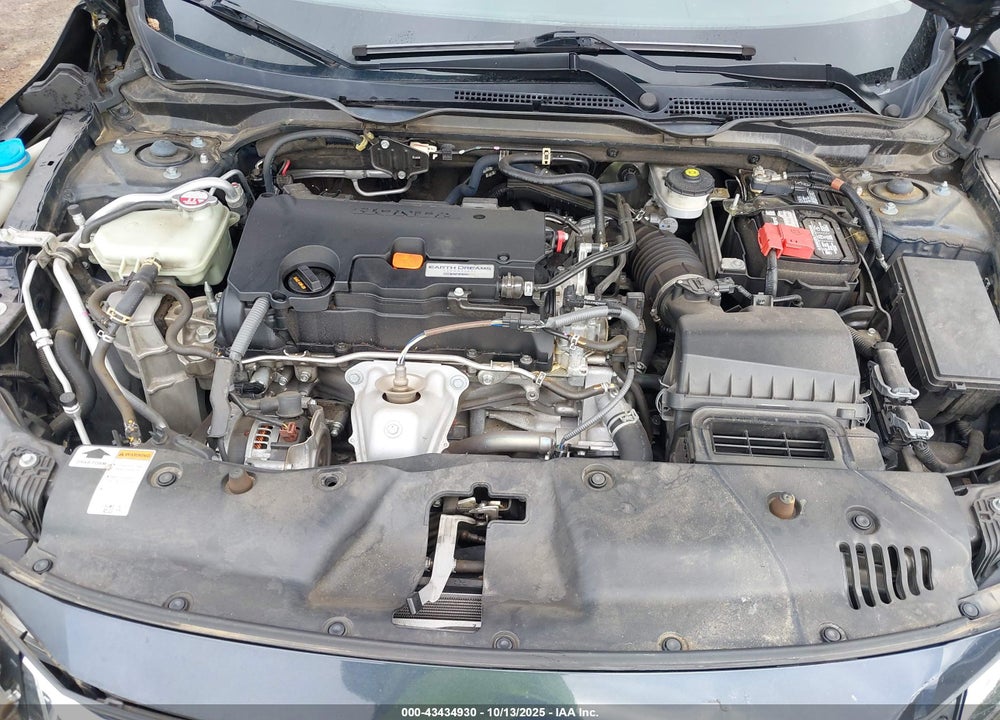 2018 HONDA CIVIC VIN: 2HGFC2F57JH579356