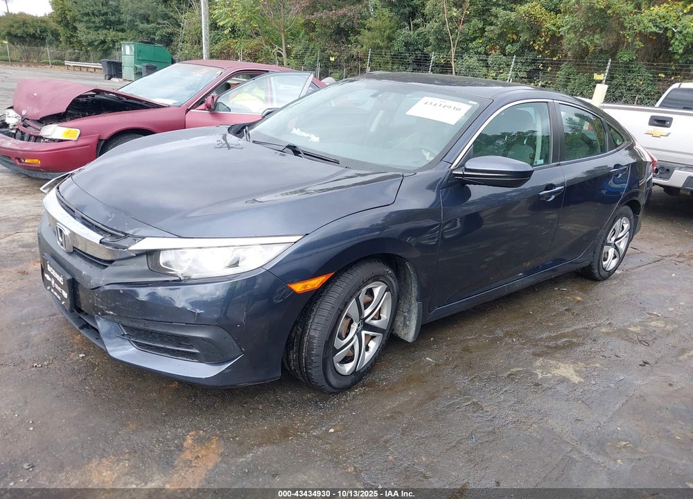 2018 HONDA CIVIC VIN: 2HGFC2F57JH579356