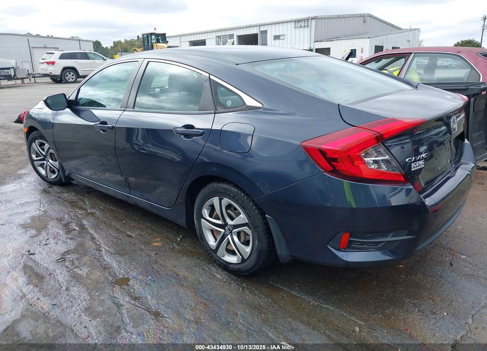 2018 HONDA CIVIC VIN: 2HGFC2F57JH579356